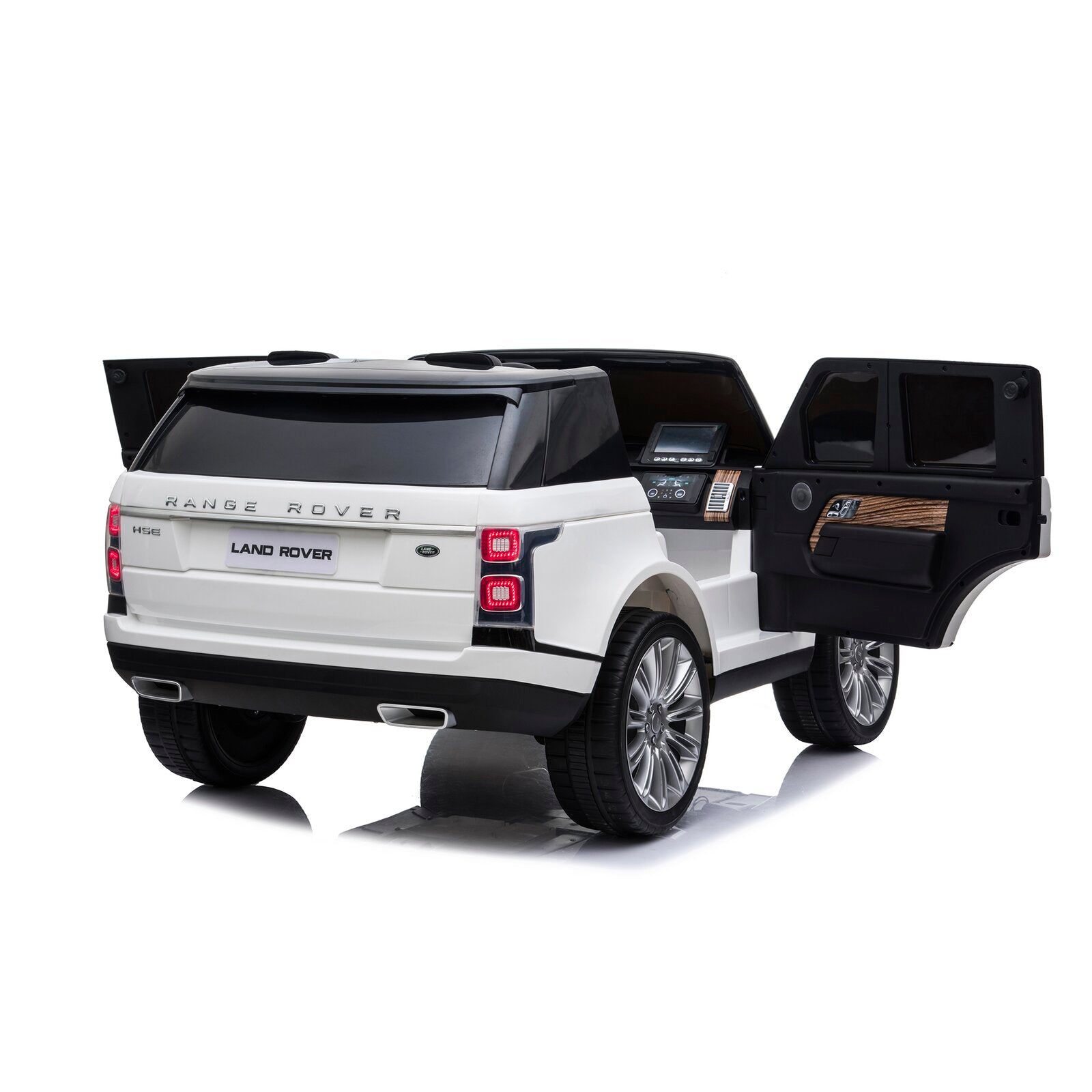 Range rover ride on with remote outlet